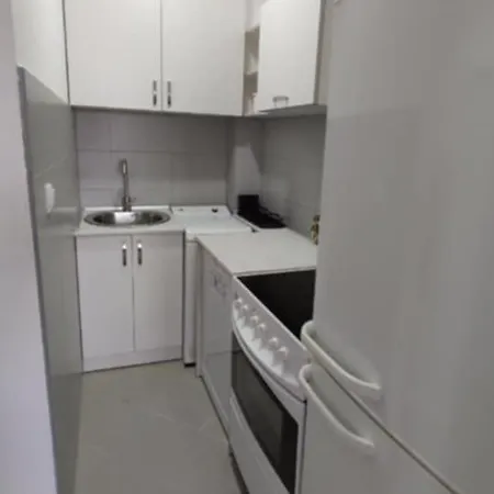 Tri Delfina Διαμέρισμα *