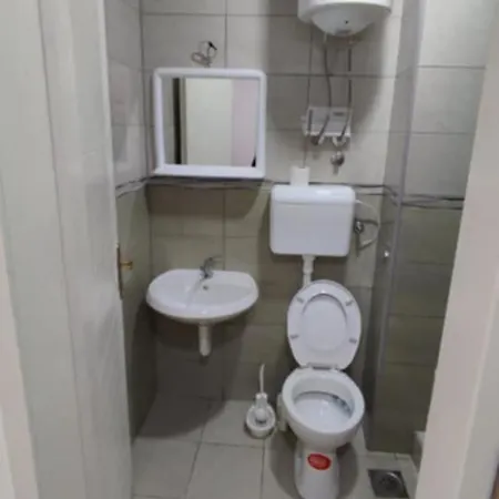 Apartment Tri Delfina *